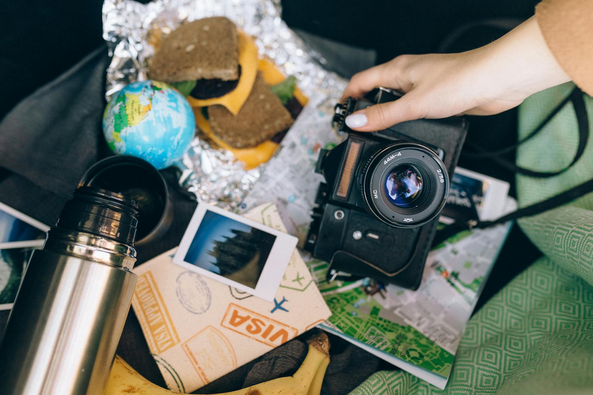 Cẩm Nang Khi Đi Du Lịch & Xin Visa - Những Điều Cần Biết